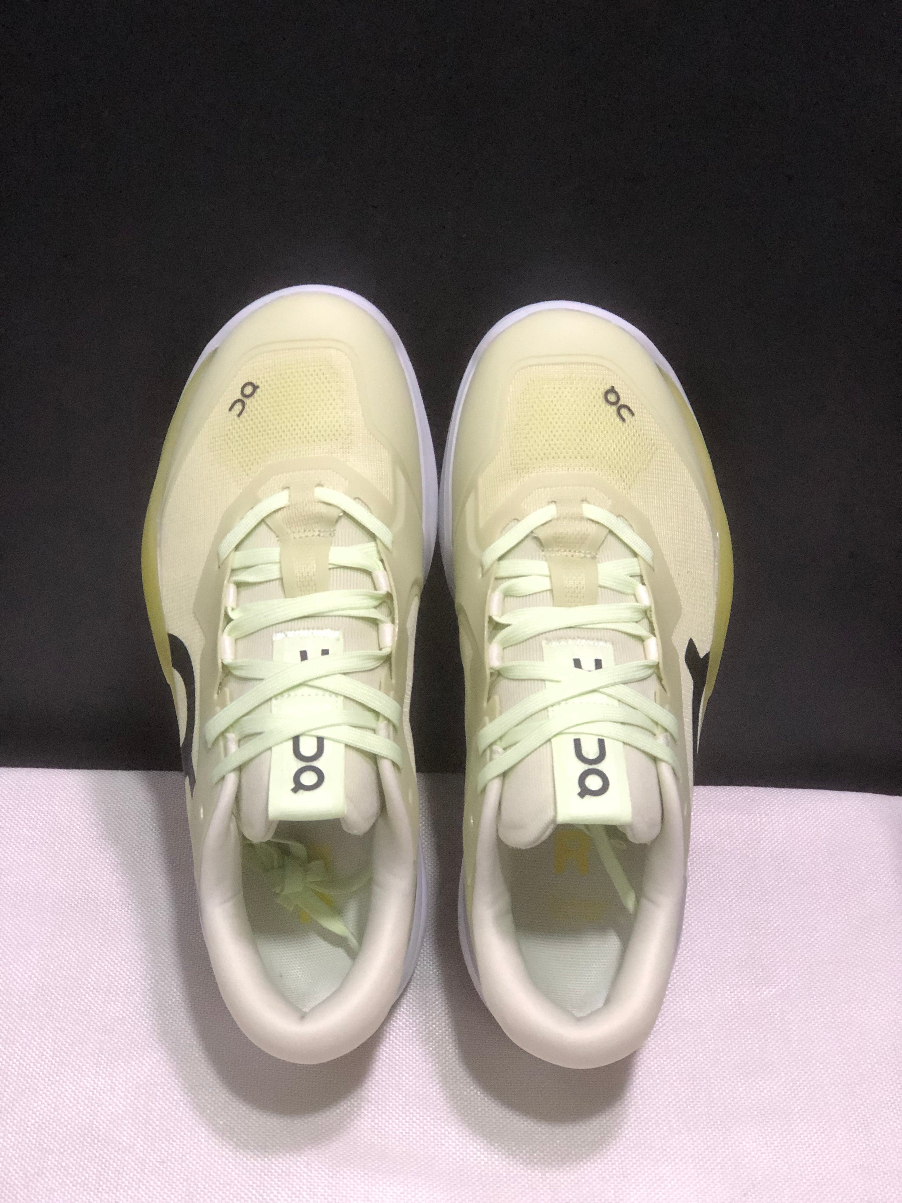 THE ROGER Pro 3 'Linen | Lime'