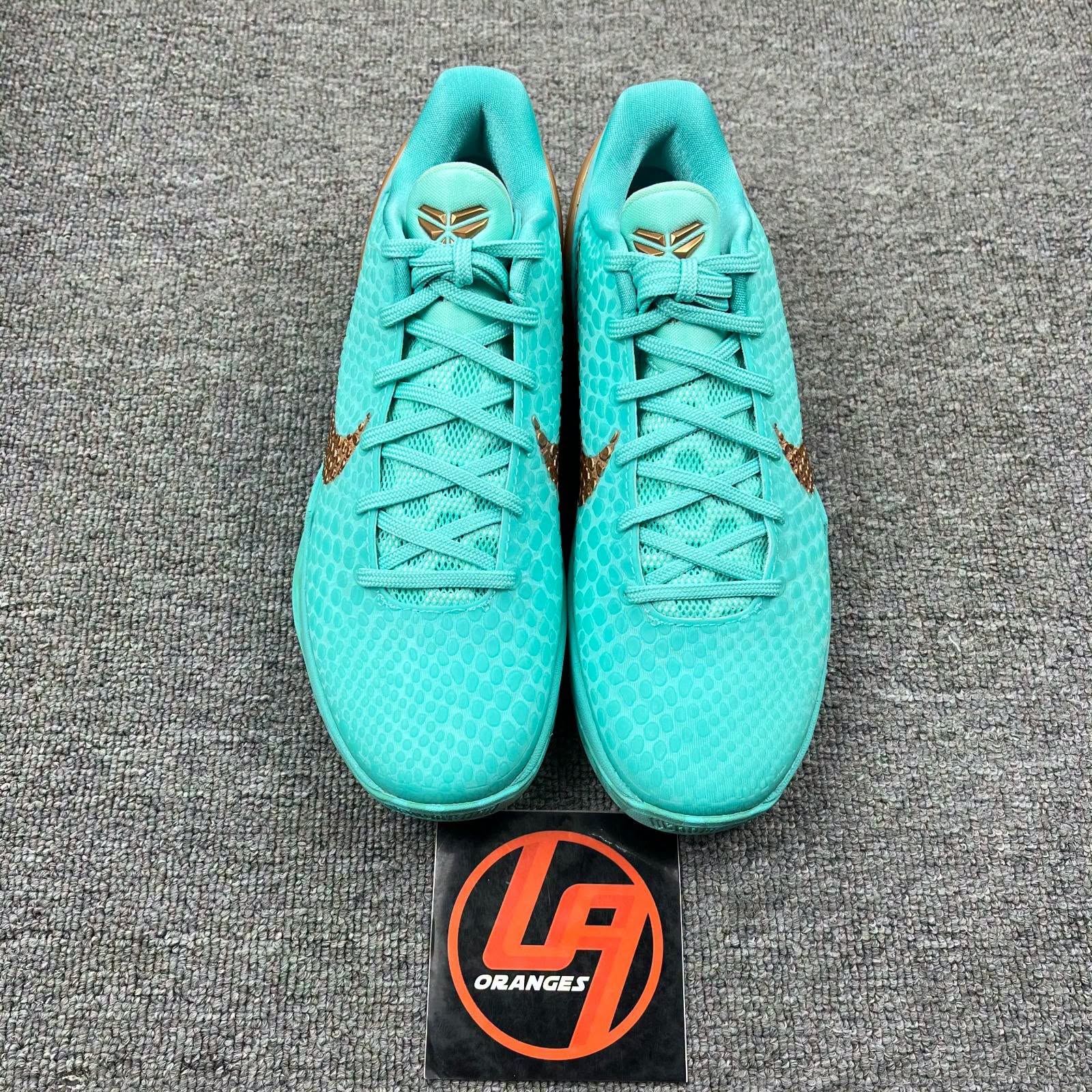 Kobe 6 Protro Statue of Liberty