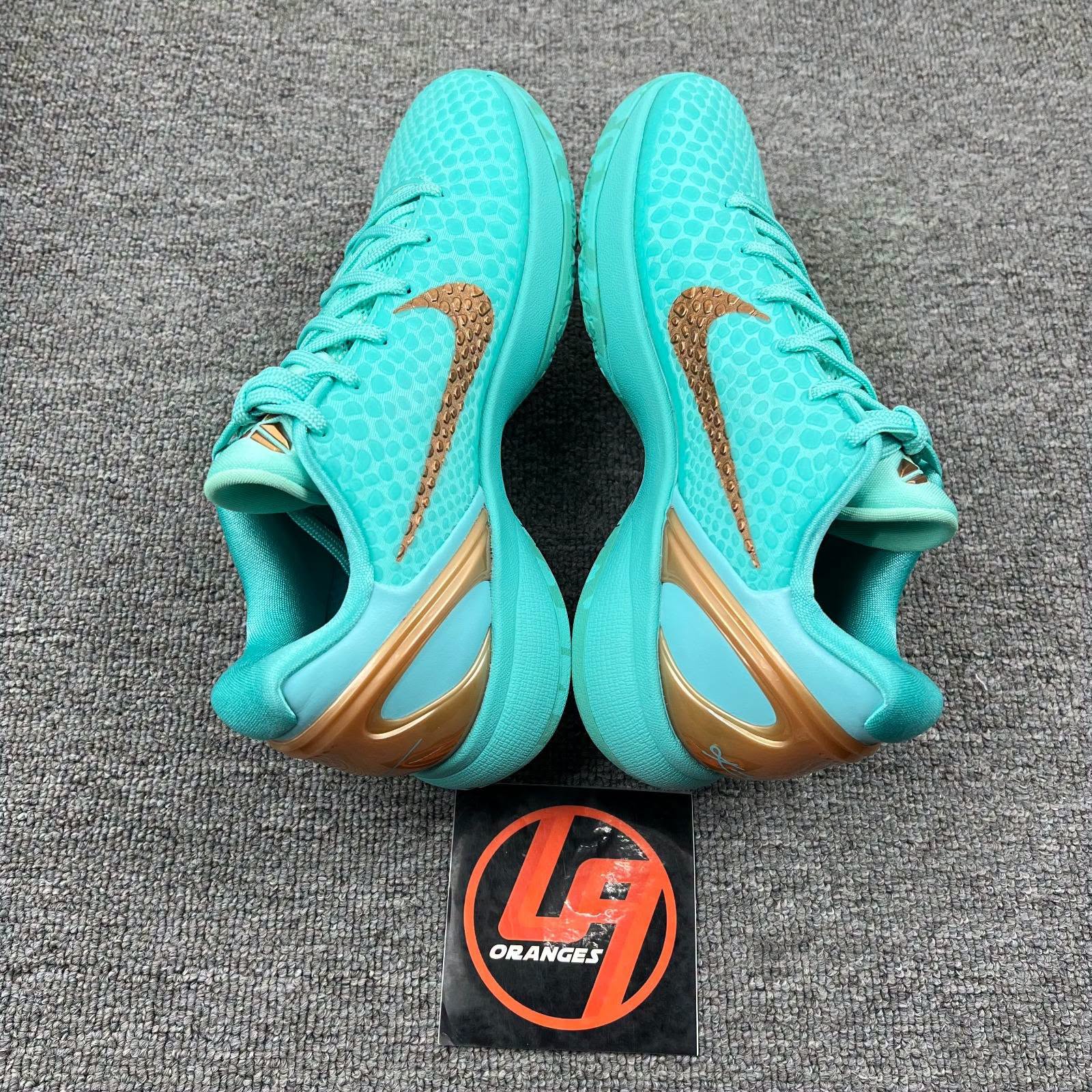 Kobe 6 Protro Statue of Liberty