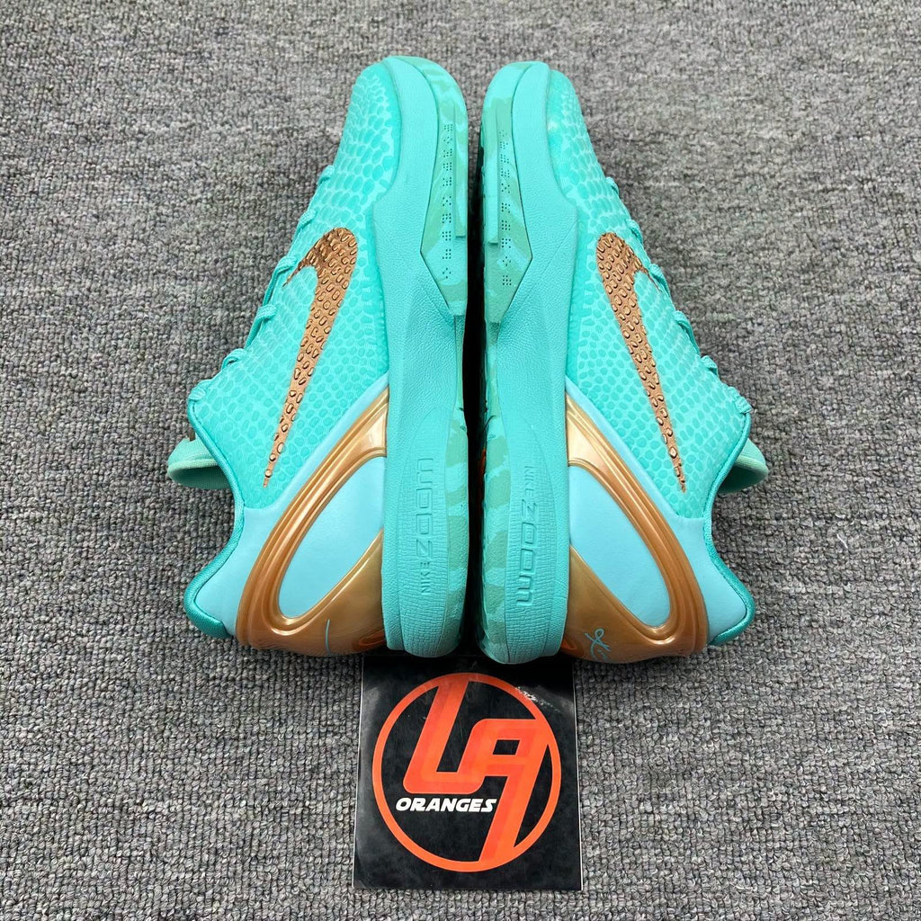 Kobe 6 Protro Statue of Liberty