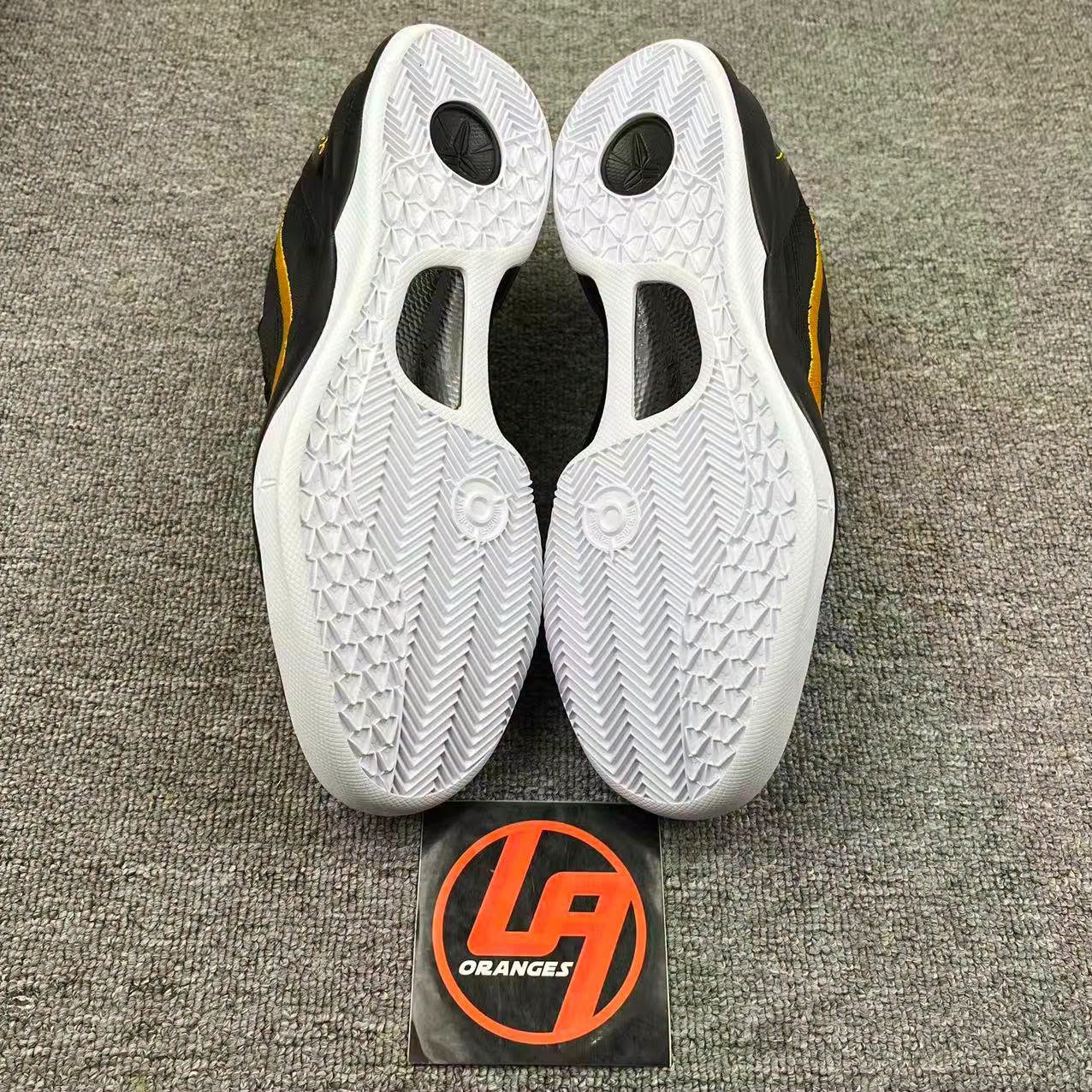 Kobe 8 Protro Lakers Away