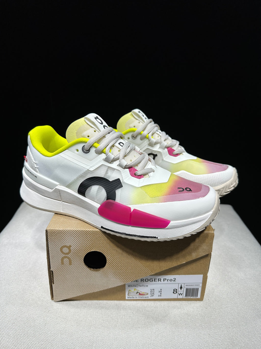THE ROGER Pro 2 'White | Lime'