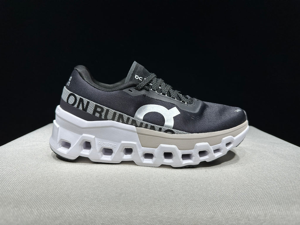 ON - Cloudmonster 2 'Black Frost'