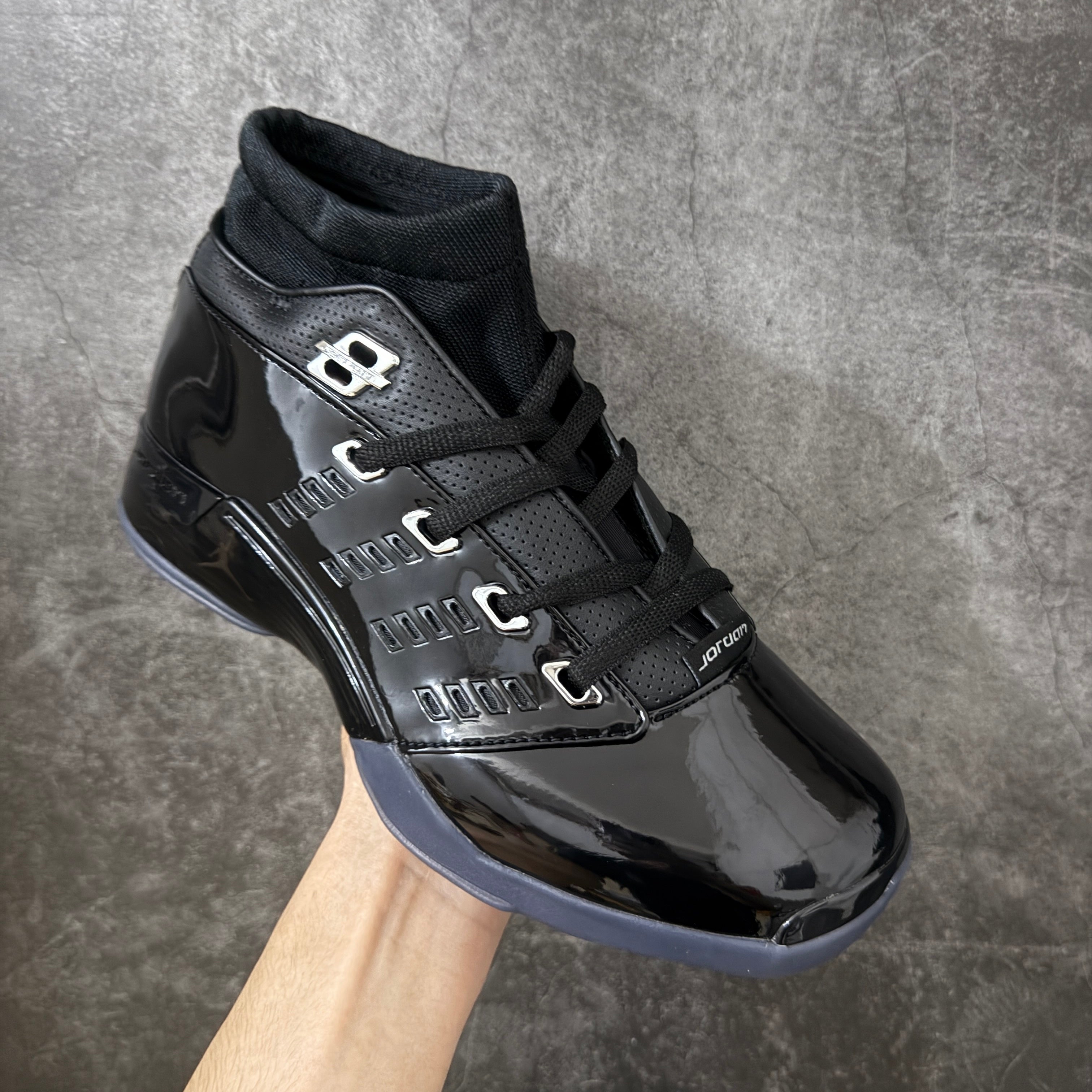 Jordan 17 Low 'Black Patent'