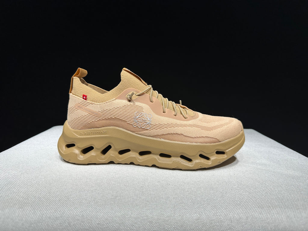ON - Cloudtilt x Loewe 'Dark Sand'