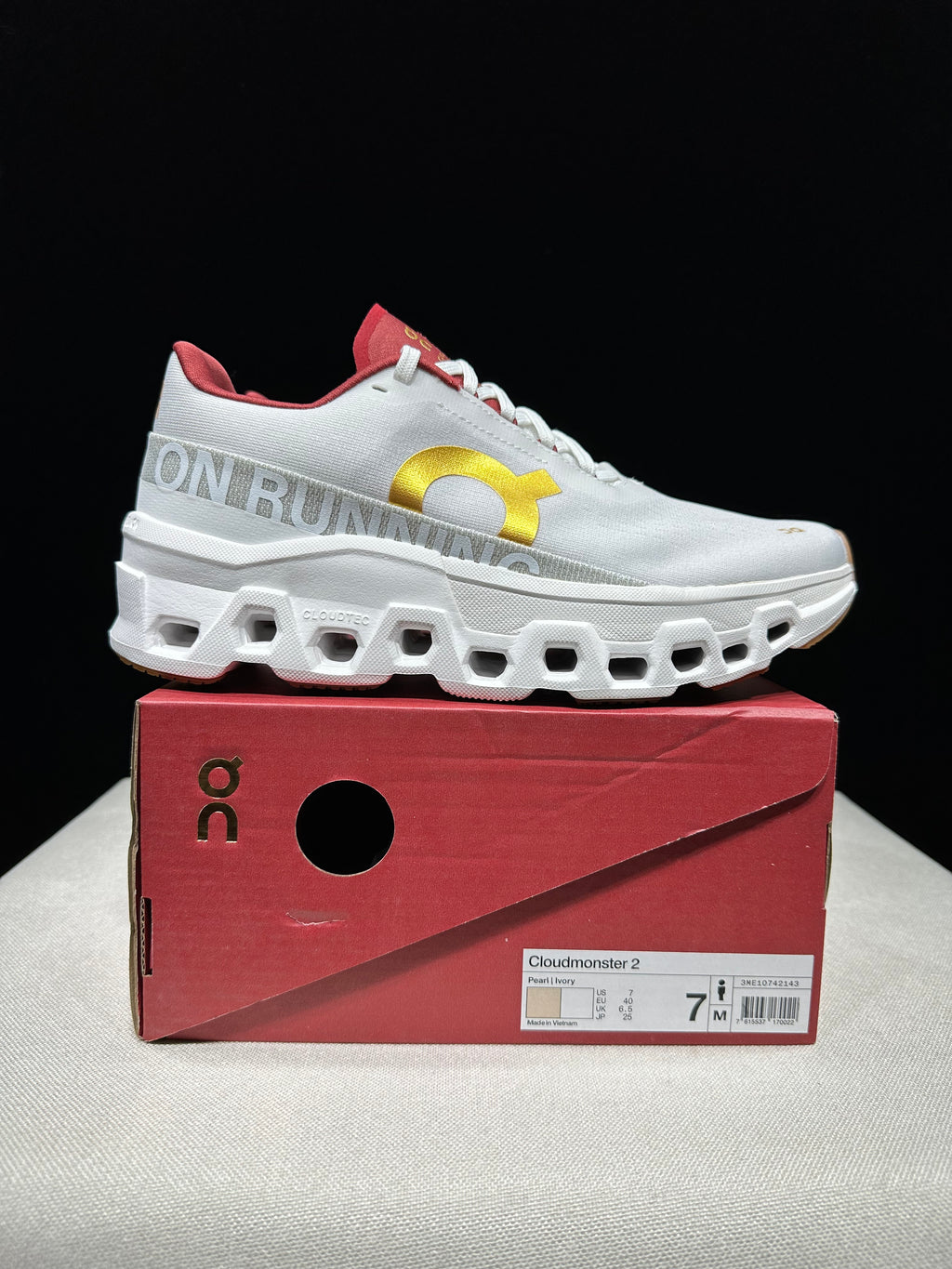 ON - Cloudmonster 2 'Red Gold'