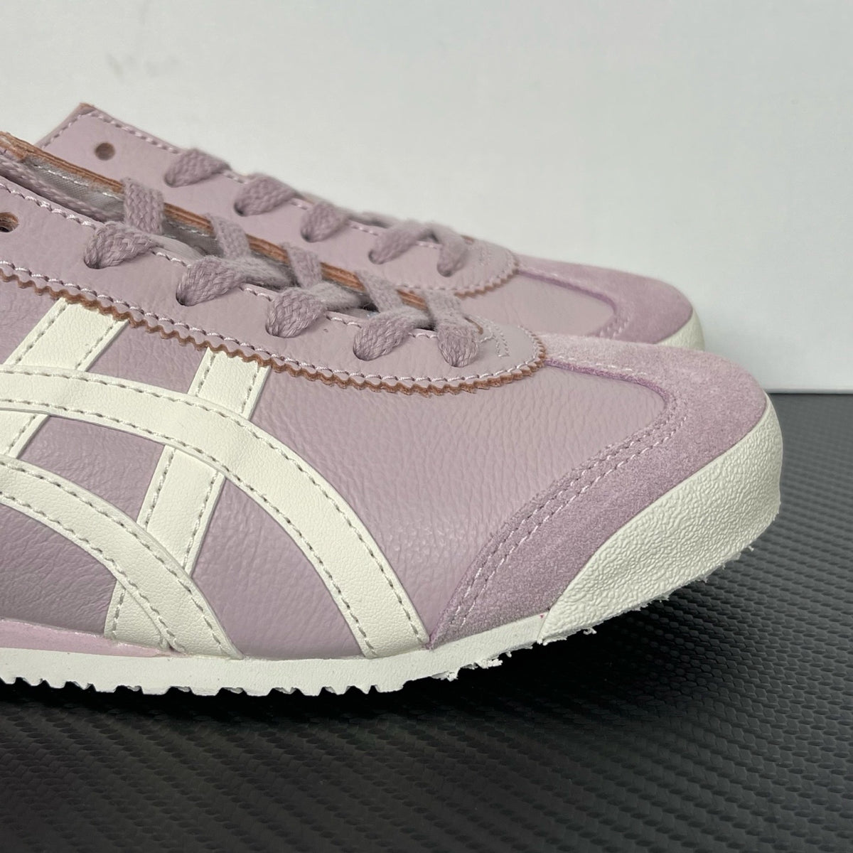 Onitsuka Tiger Mexico 66 'Pink Cream'