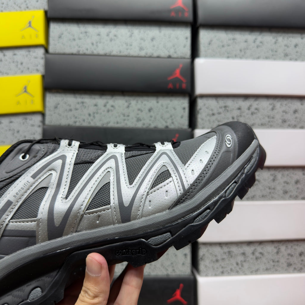SALOMON-XT-Quest 'Black Silver Castlerock'