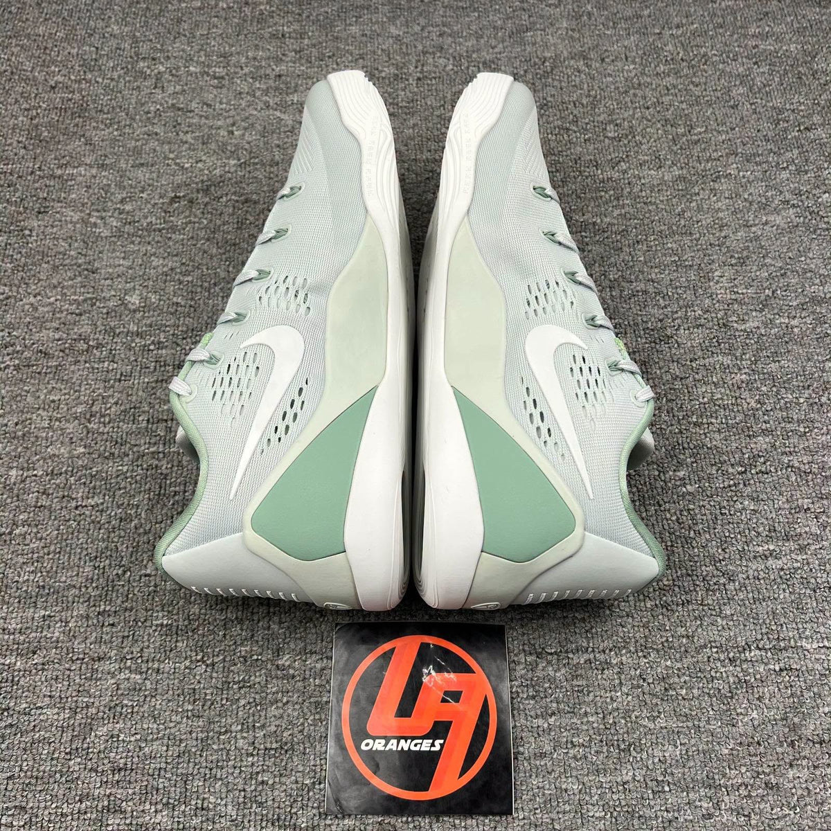 Kobe 9 EM low Protro Light Silver Steam