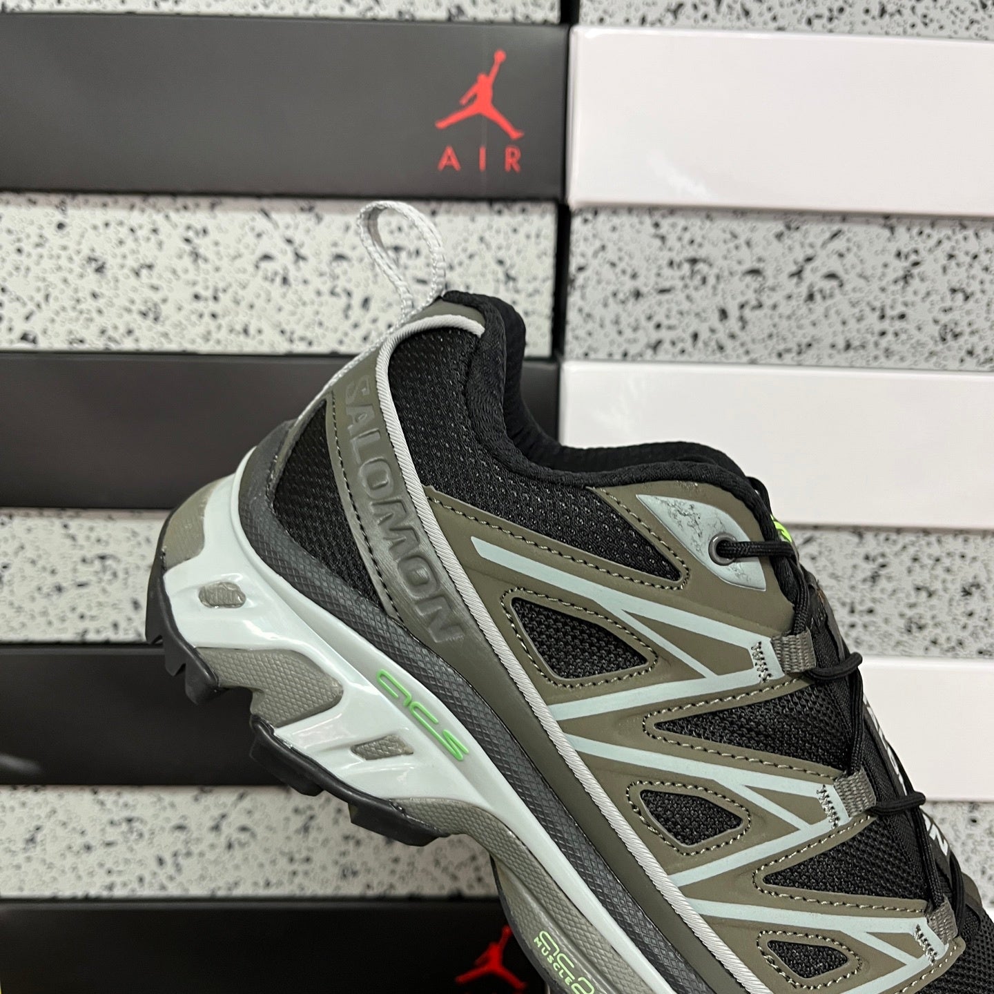 SALOMON-XT-6 Expanse 'Beluga Summer Green'