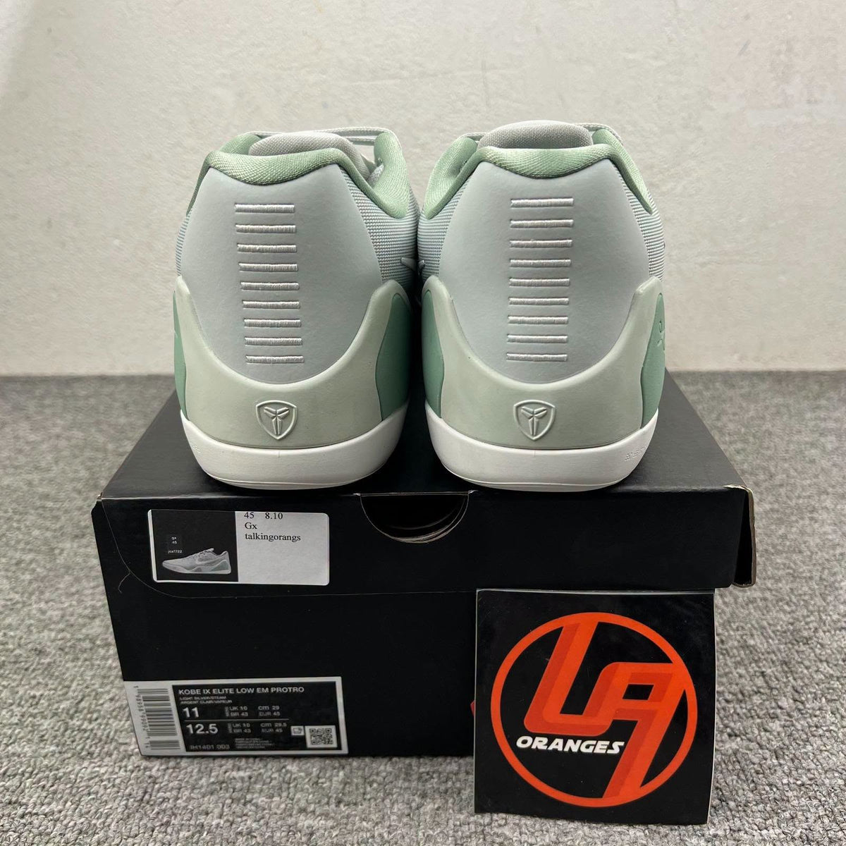 Kobe 9 EM low Protro Light Silver Steam