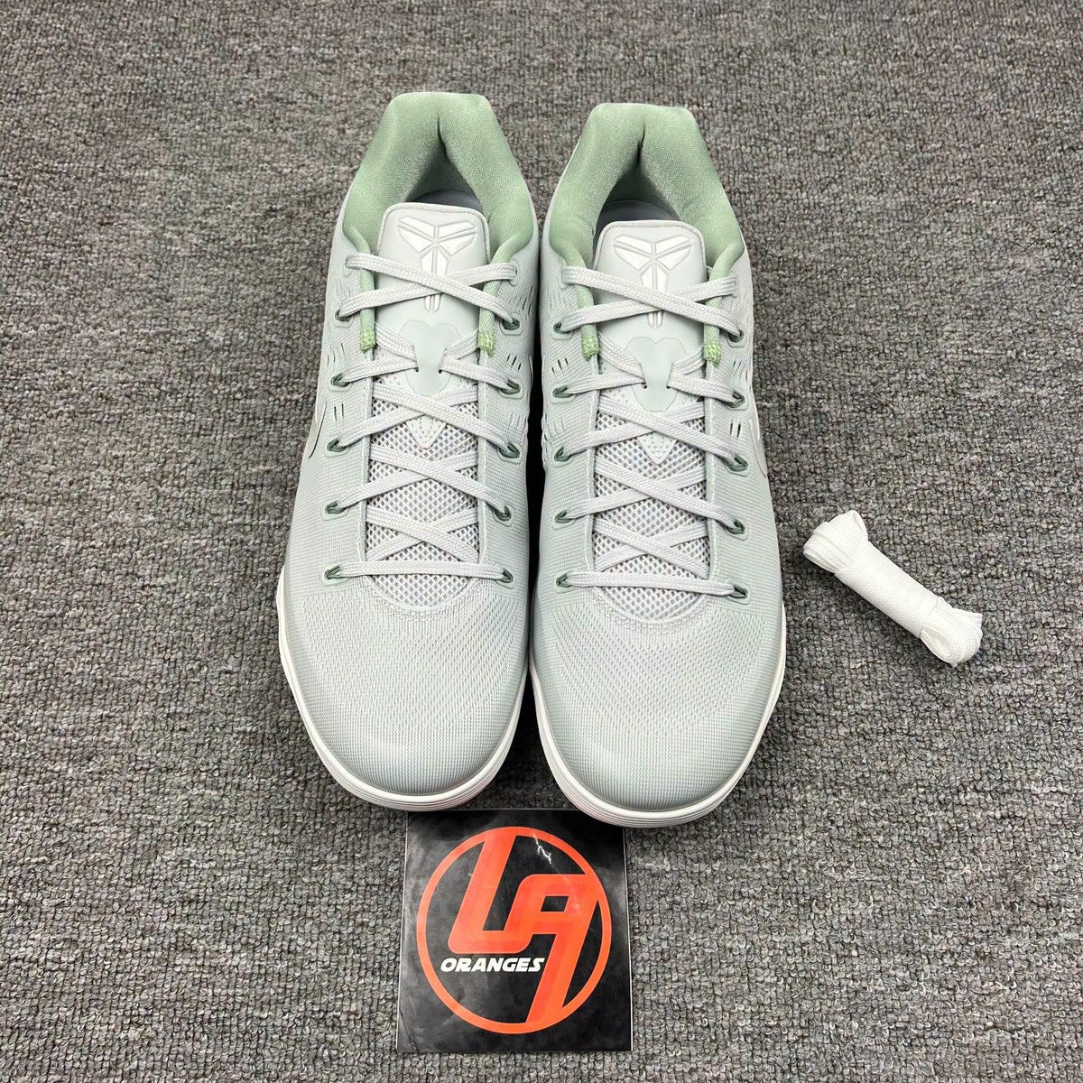 Kobe 9 EM low Protro Light Silver Steam