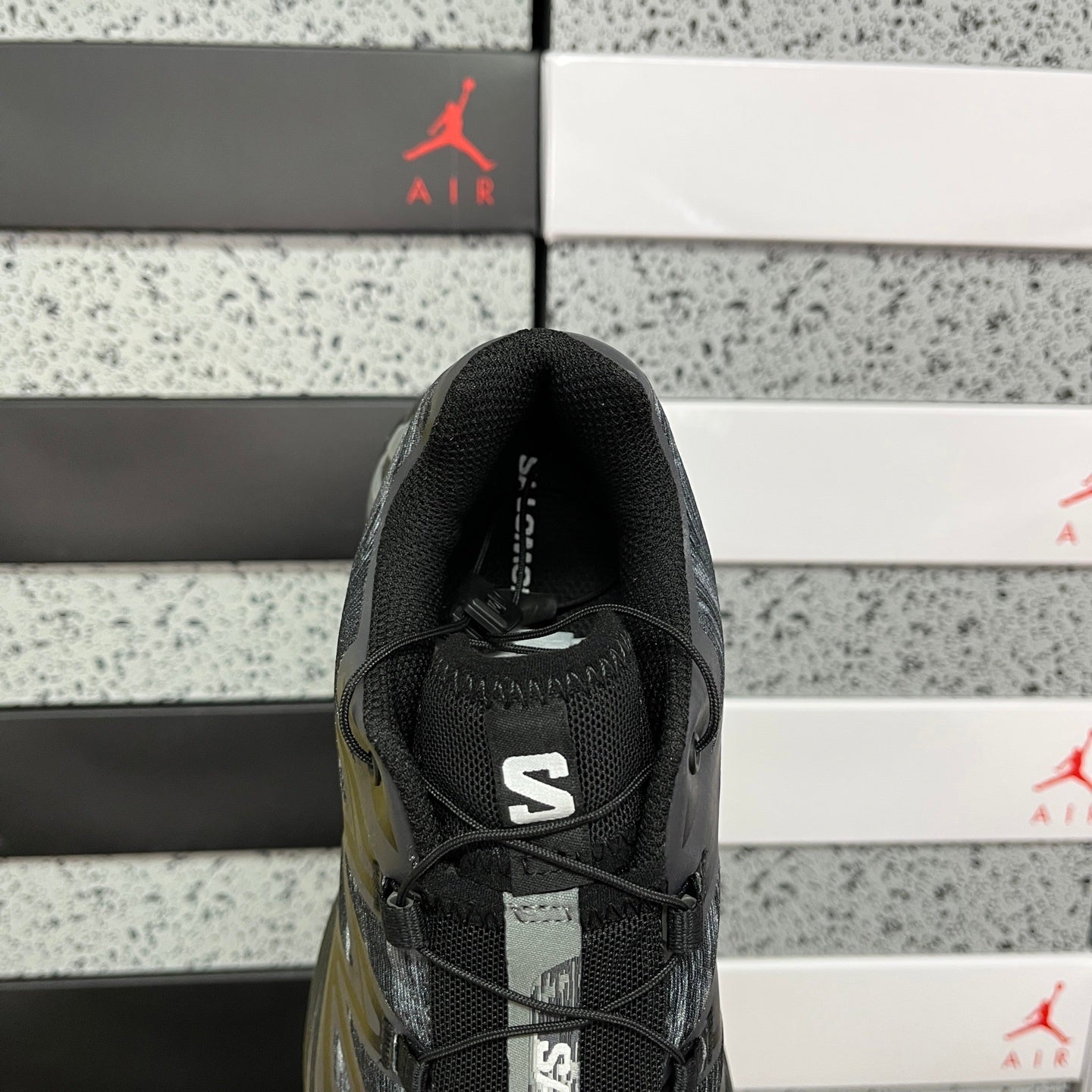 SALOMON-XT-6 Camo 'Black Asphalt Castlerock'