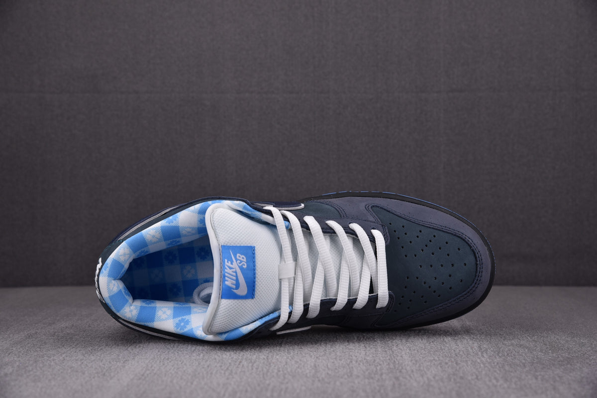 Nike SB Dunk  Low  "Blue Lobster"