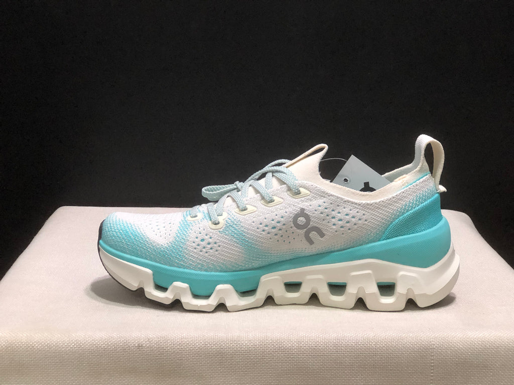 ON - CLOUD X TEMPO 1 ECLIPSE WHITE MOON