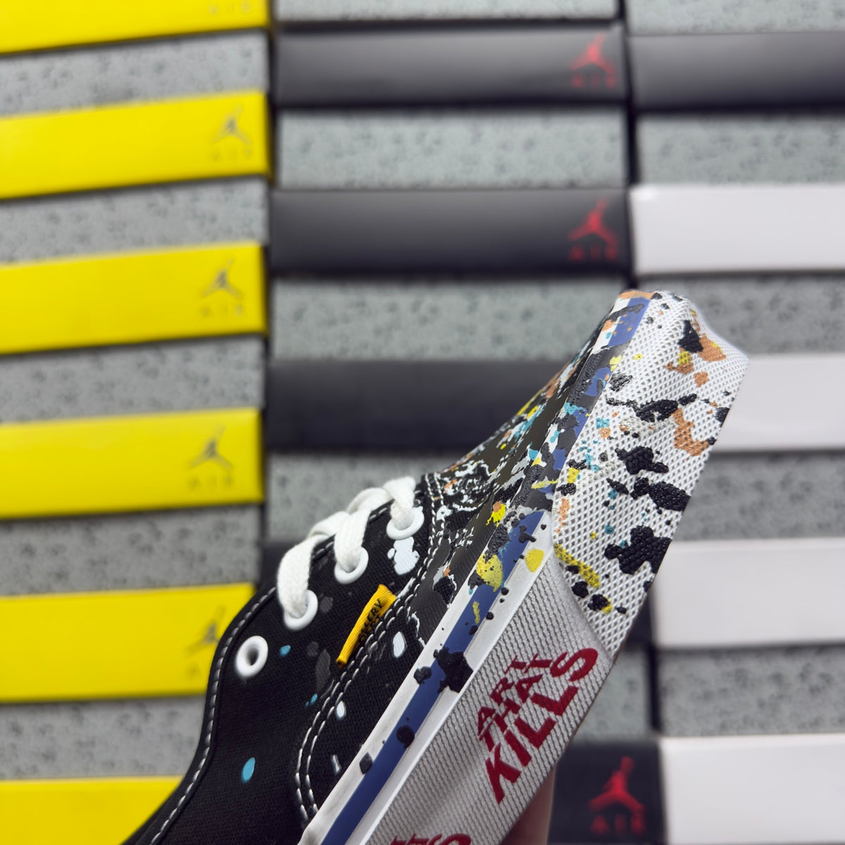 VANS  Authentic Reissue 44 Gallery Dept. Art That Kills Black