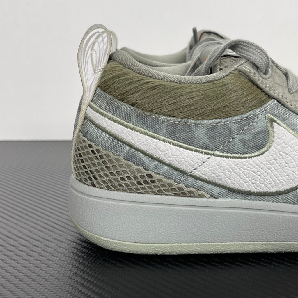 NIKE BOOK 1 Premium "Hike"