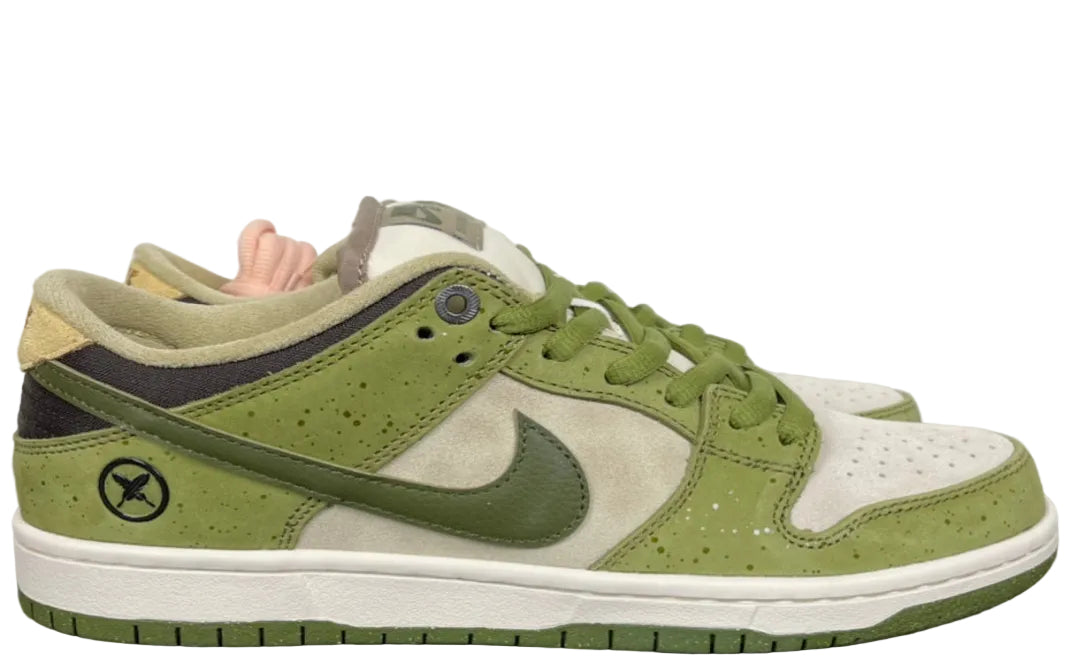 Nike SB Dunk  Low x Yuto "Matcha"