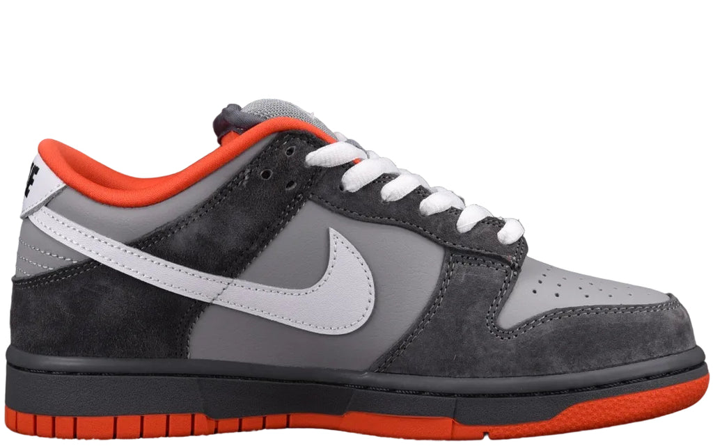 Nike SB Dunk  Low Staple NYC "Pigeon"