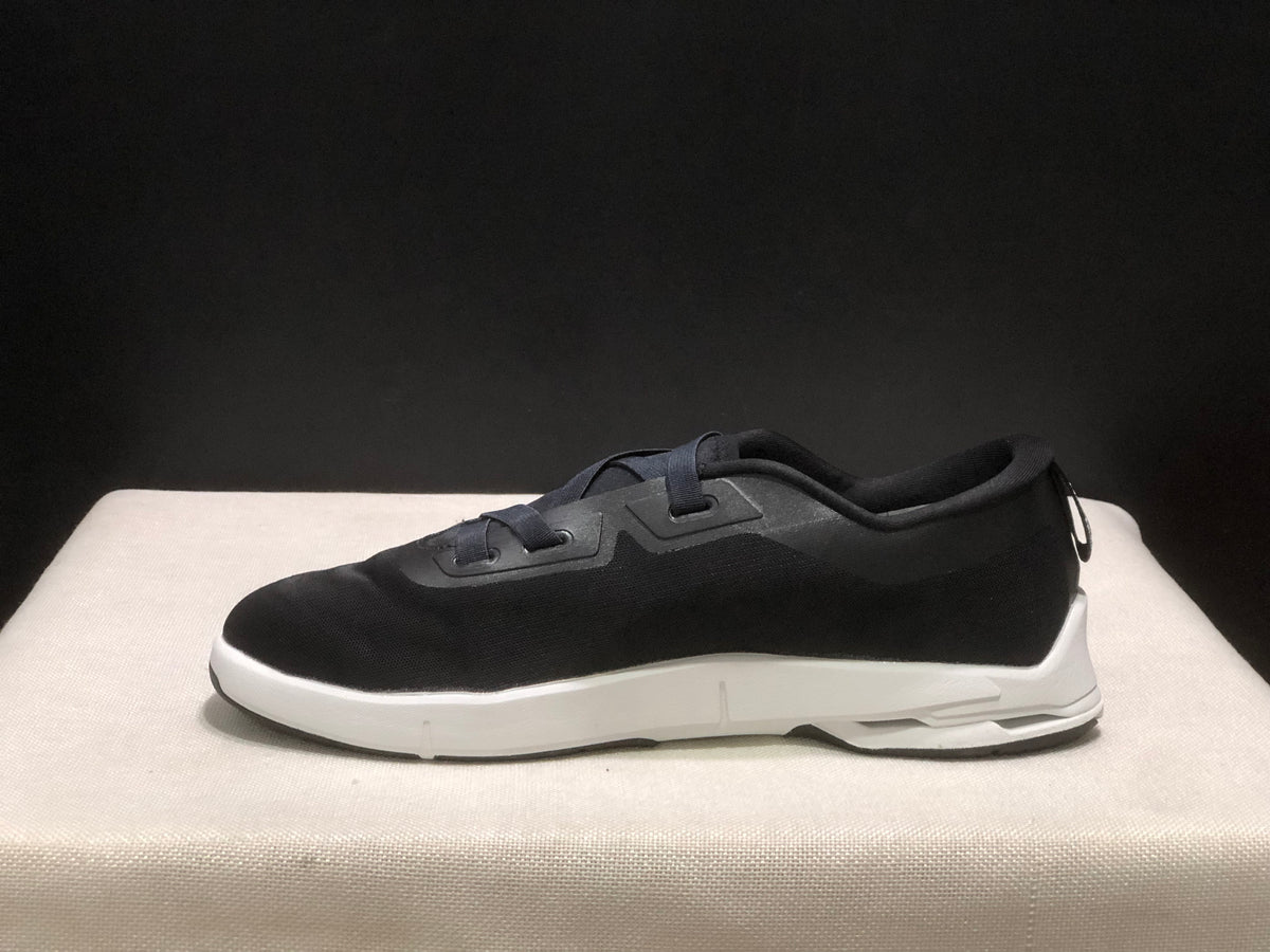 ON - CLOUDNOVA X ZENDAYA BLACK WHITE