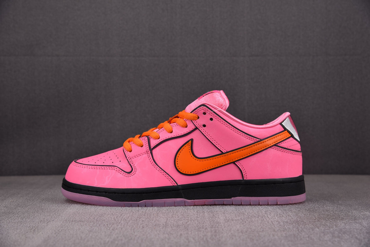 Nike SB Dunk  Low "The Powerpuff Girls - Blossom"