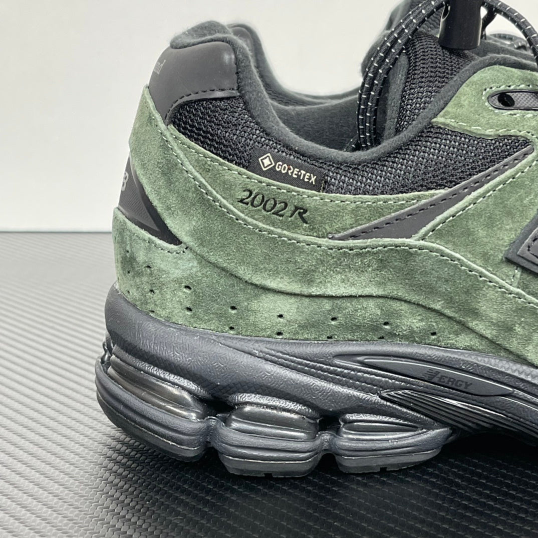 NEW BALANCE x JJJJound 2002R GORE-TEX 'Pine'