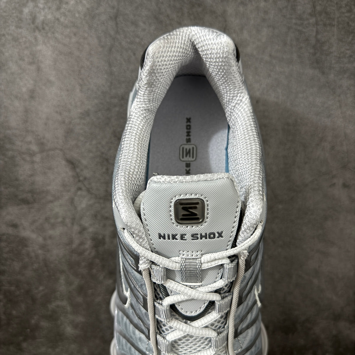 NIKE SHOX TLX Wolf Grey Iron Grey