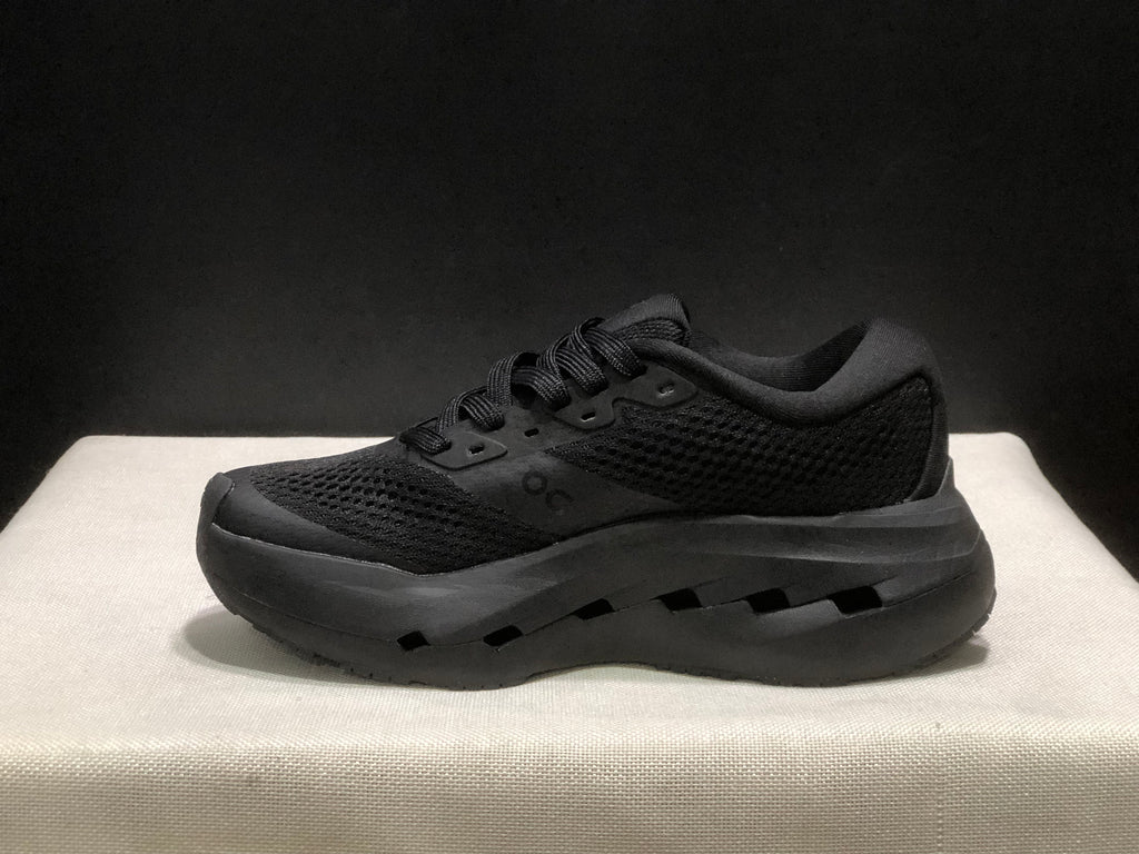ON- Cloudrunner 3 Max Black