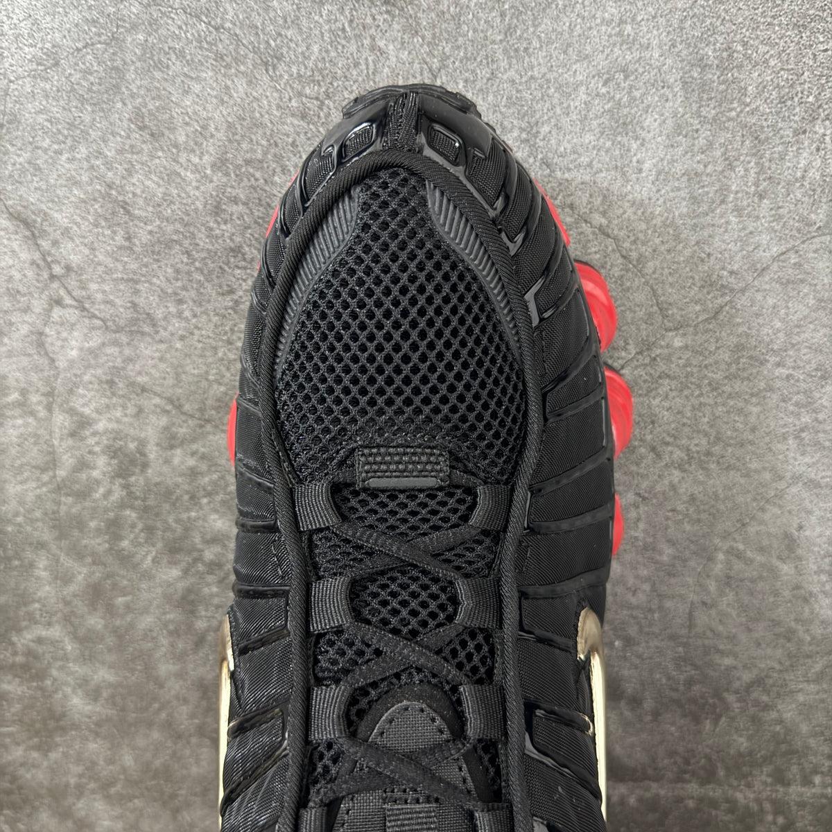 NIKE SHOX TLX Skepta
