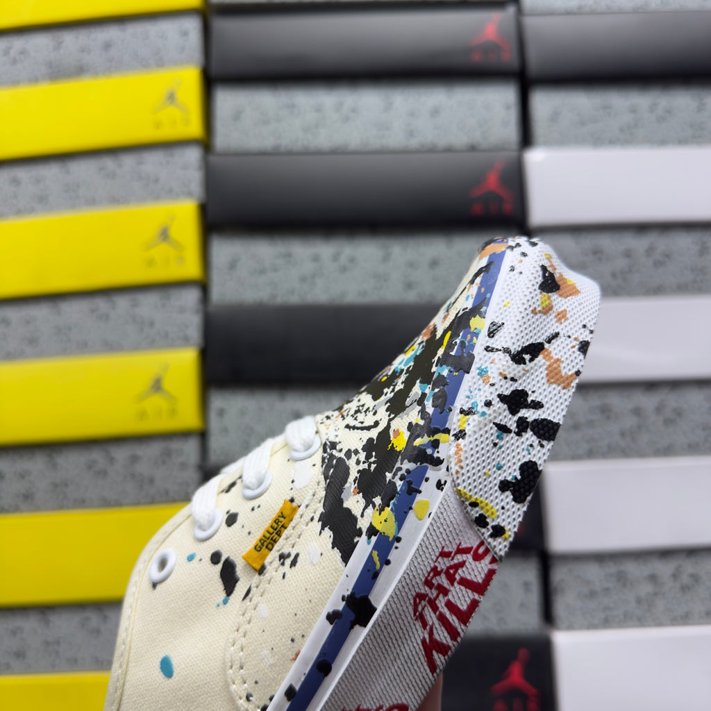 VANS  Authentic Reissue 44 Gallery Dept. Art That Kills WHITE
