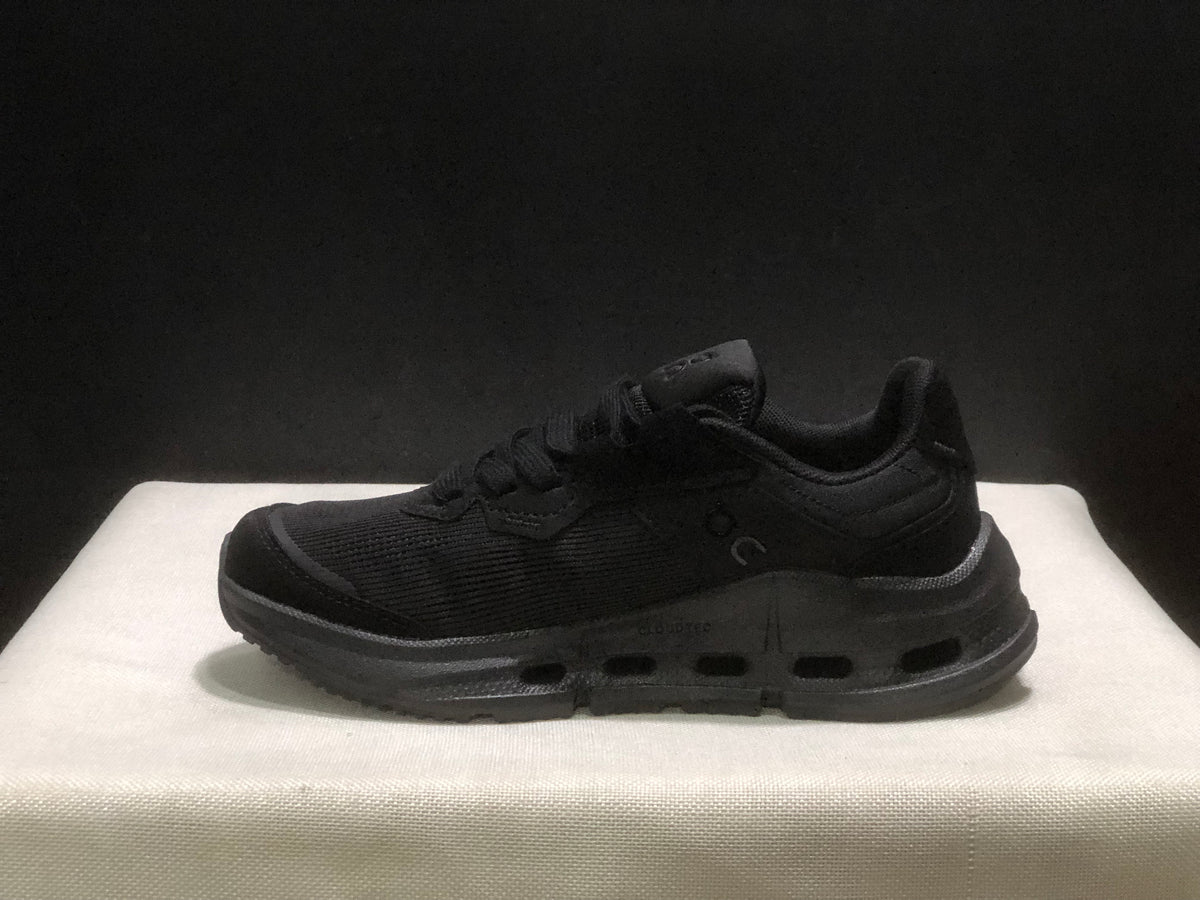 ON - CLOUDNOVA RIFT TRIPLE BLACK
