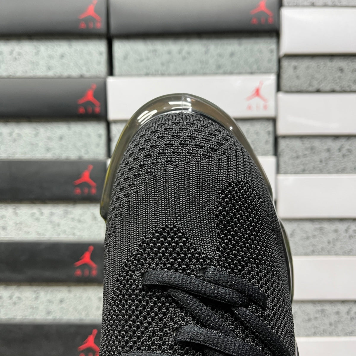 GROUND MOOPIE TRIPLE BLACK