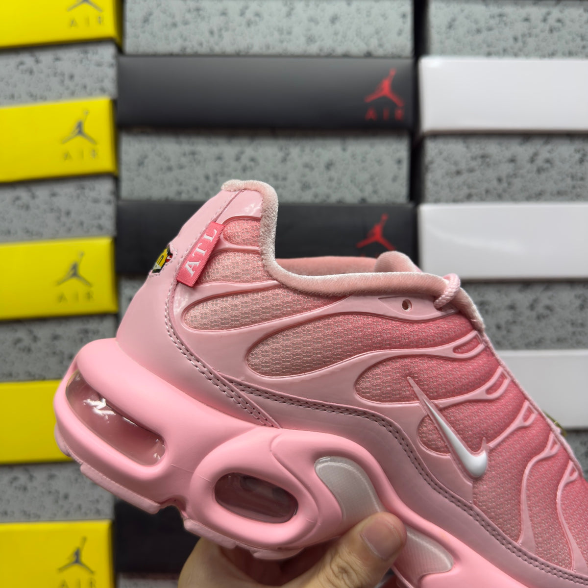 NIKE AIR MAX PLUS City Special ATL