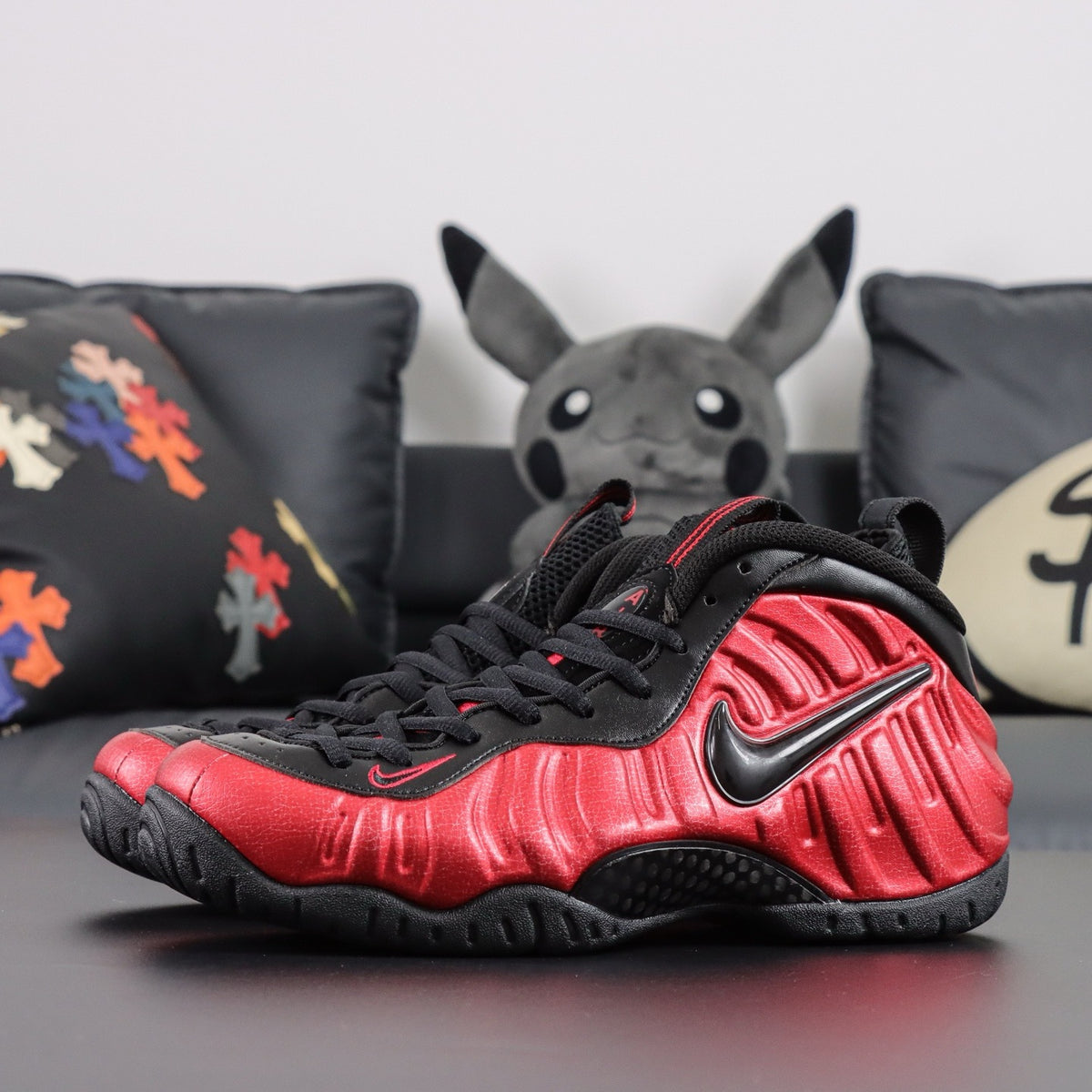 NIKE AIR  Foamposite Pro University Red