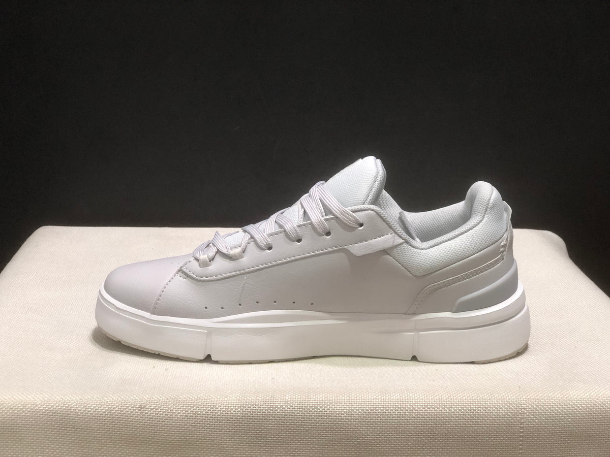 ON - ROGER FEDERER X THE ROGER CENTRE COURT WOLF GLACIER