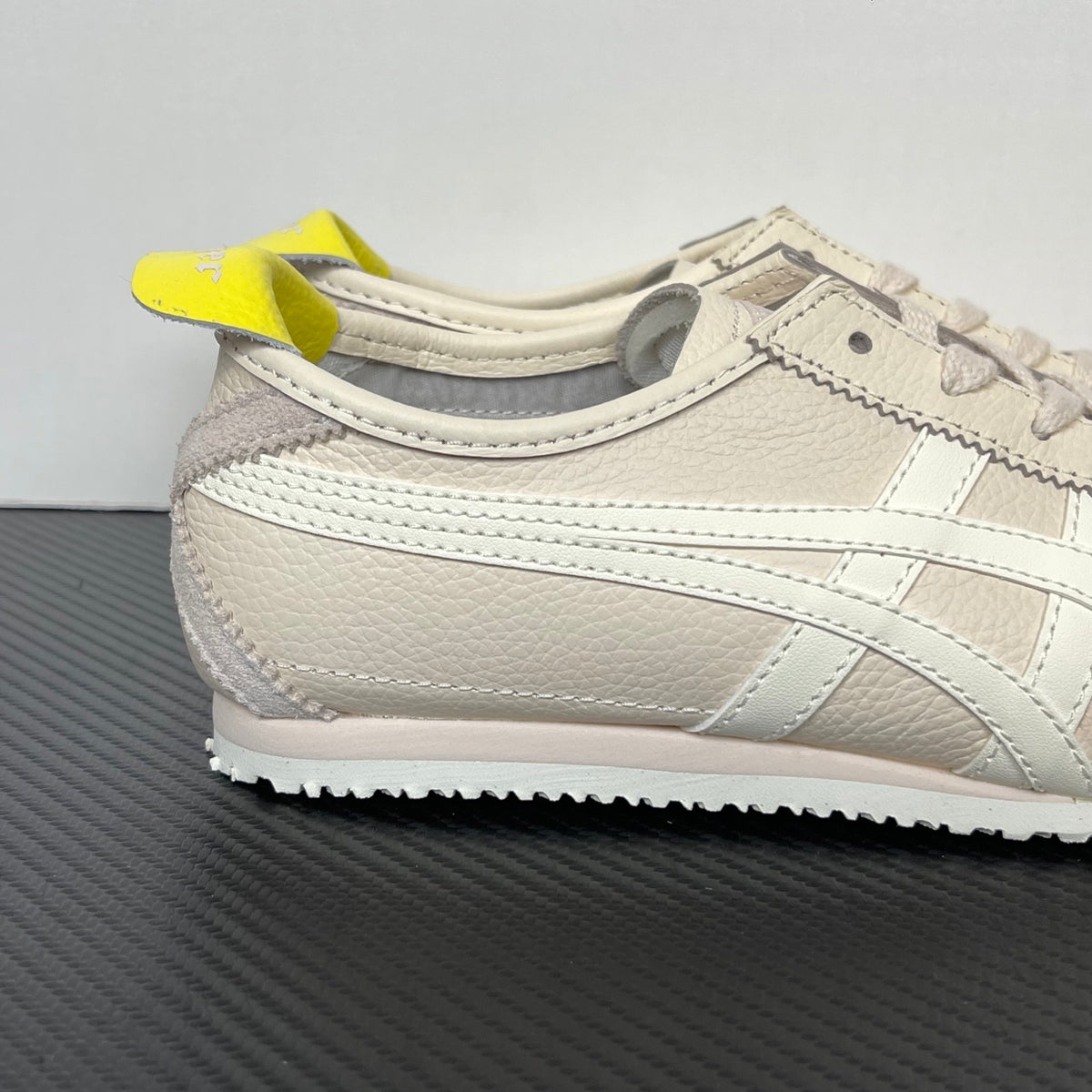 Onitsuka Tiger Mexico 66 'White Peach Cream'