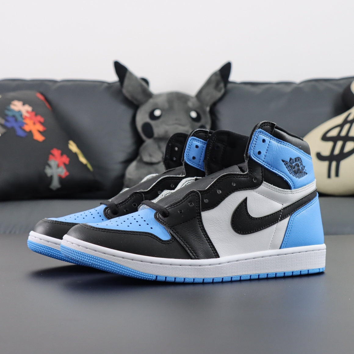 Jordan 1 Retro High OG 'UNC Toe'