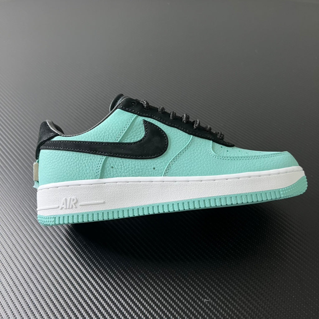 Nike Air Force 1 Low x Tiffany & Co. 'Friends & Family'
