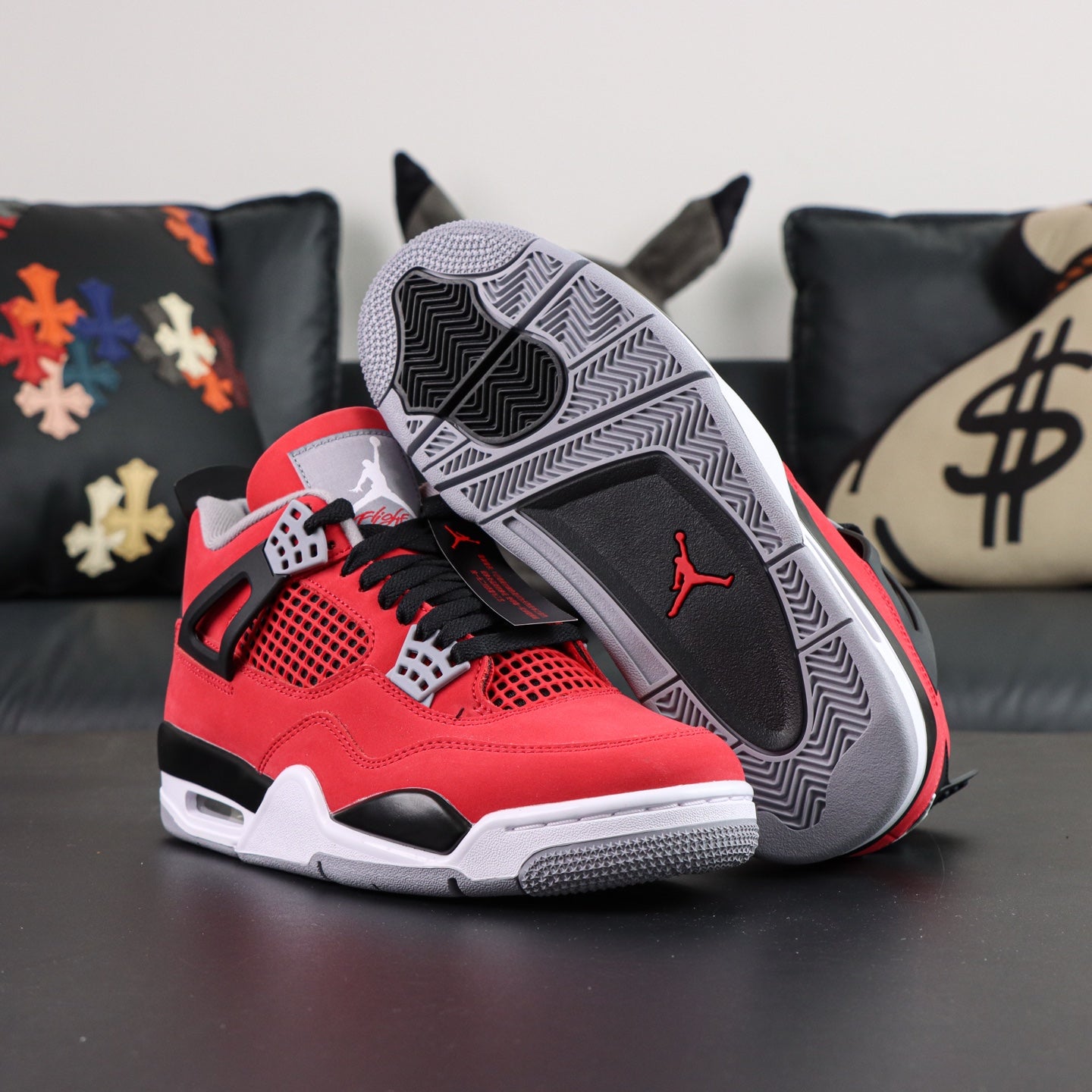 Jordan 4 Retro 'Toro Bravo'