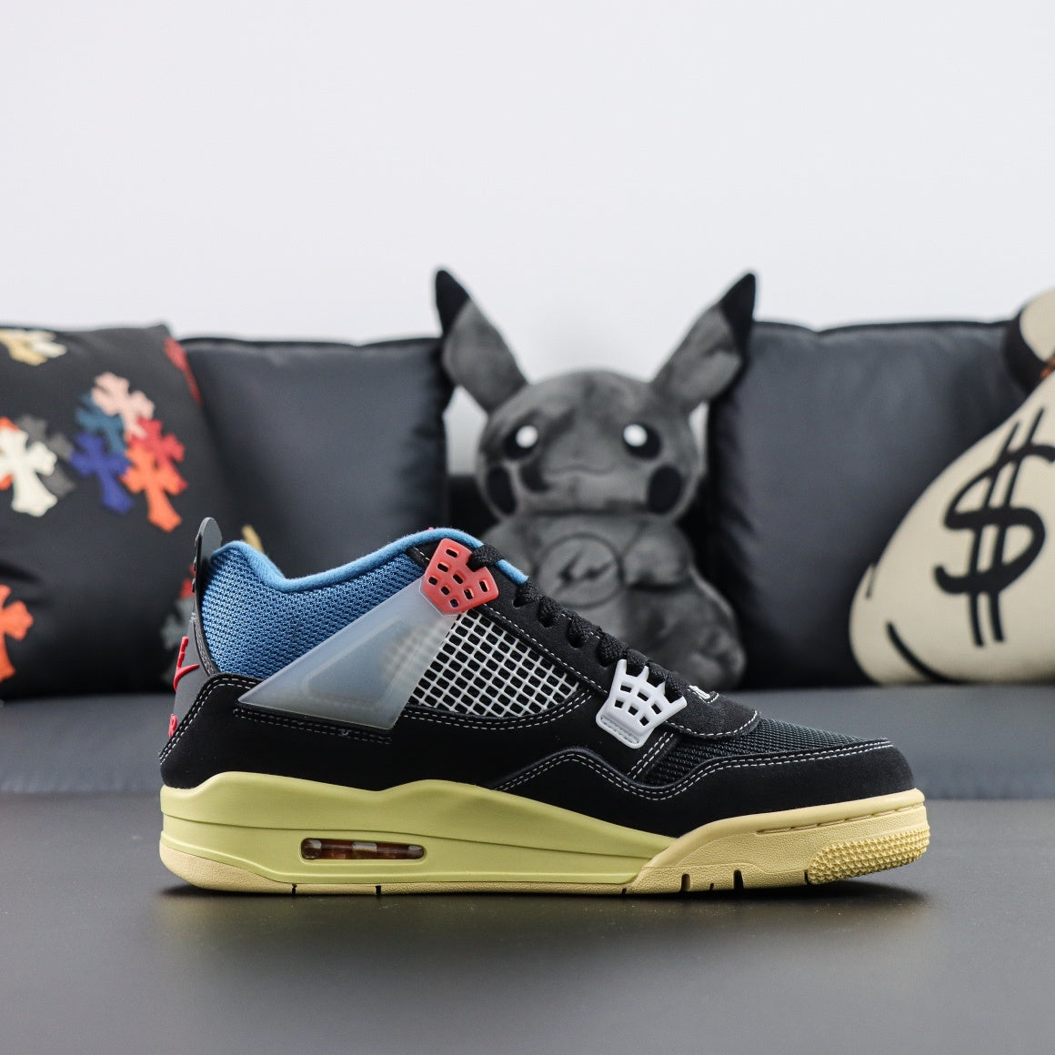 Jordan 4 Retro x Union LA 'Off Noir'