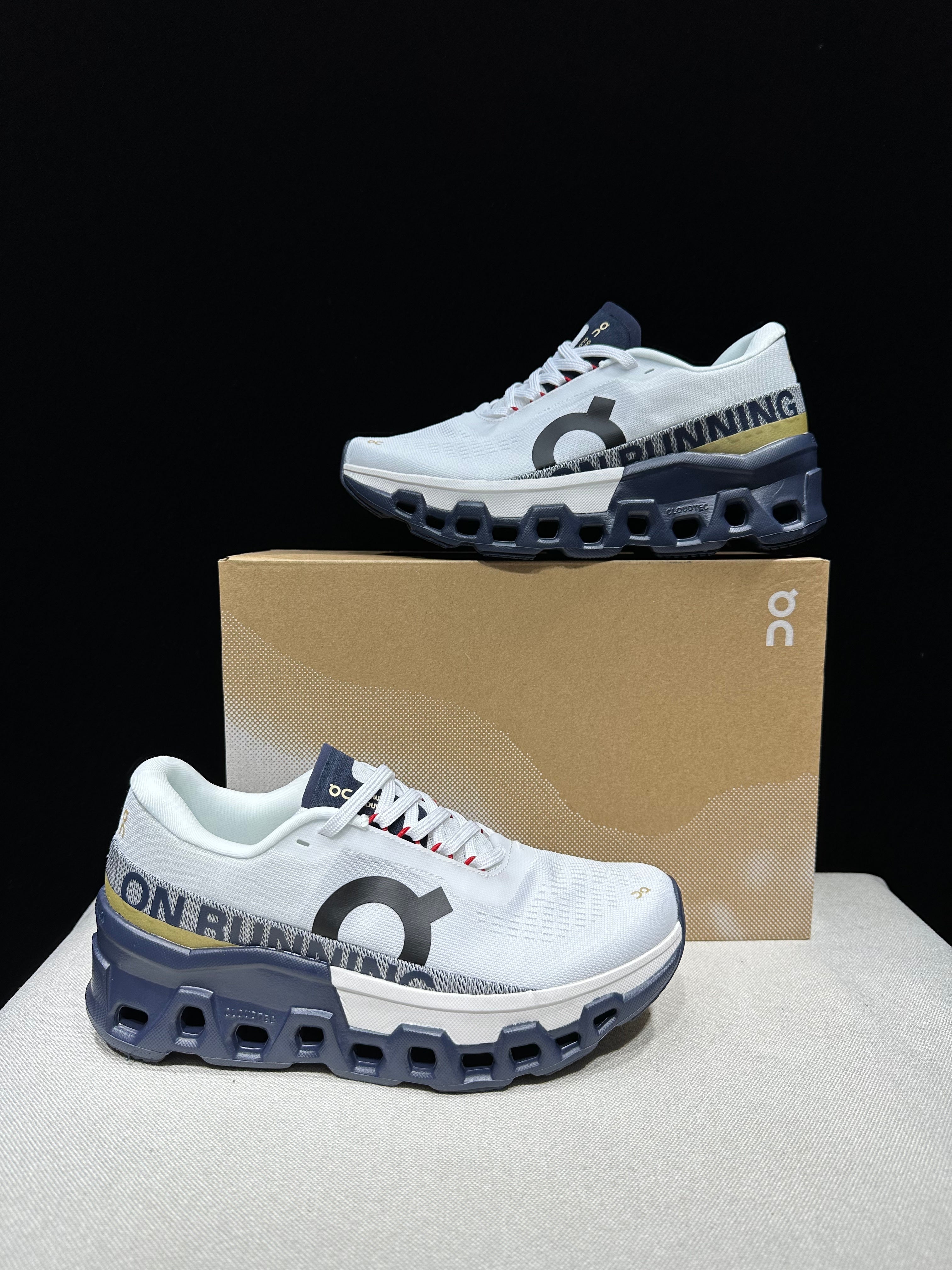 ON - Cloudmonster 2 'Midnight Navy'