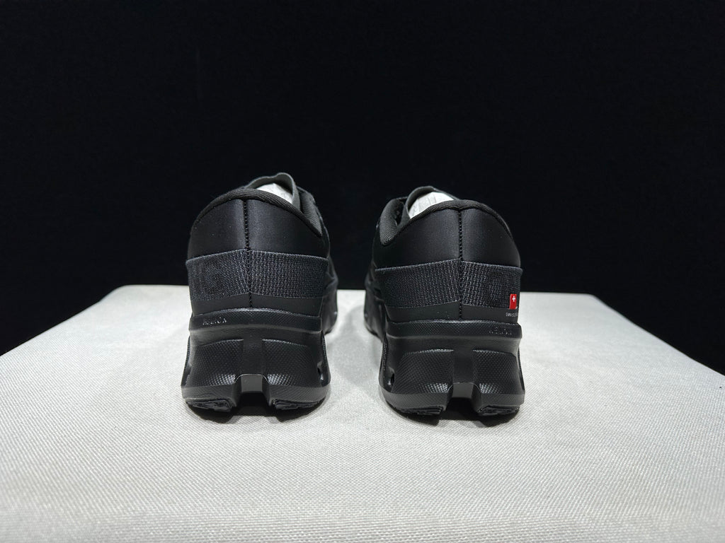 ON - Cloudmonster Hyper 'Black | Black'