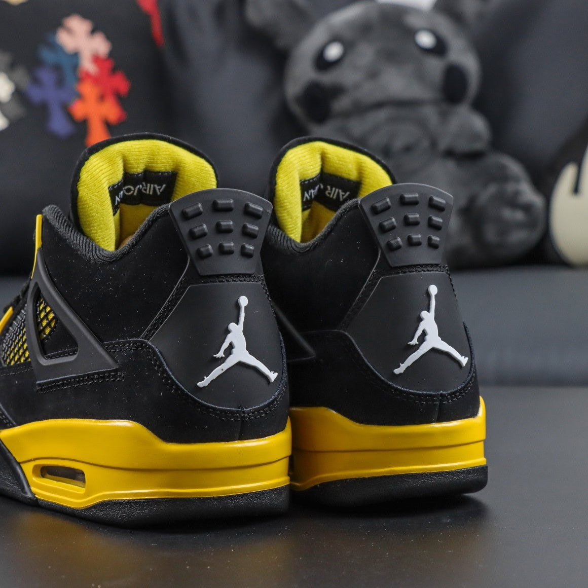 Jordan 4 Retro 'Thunder'