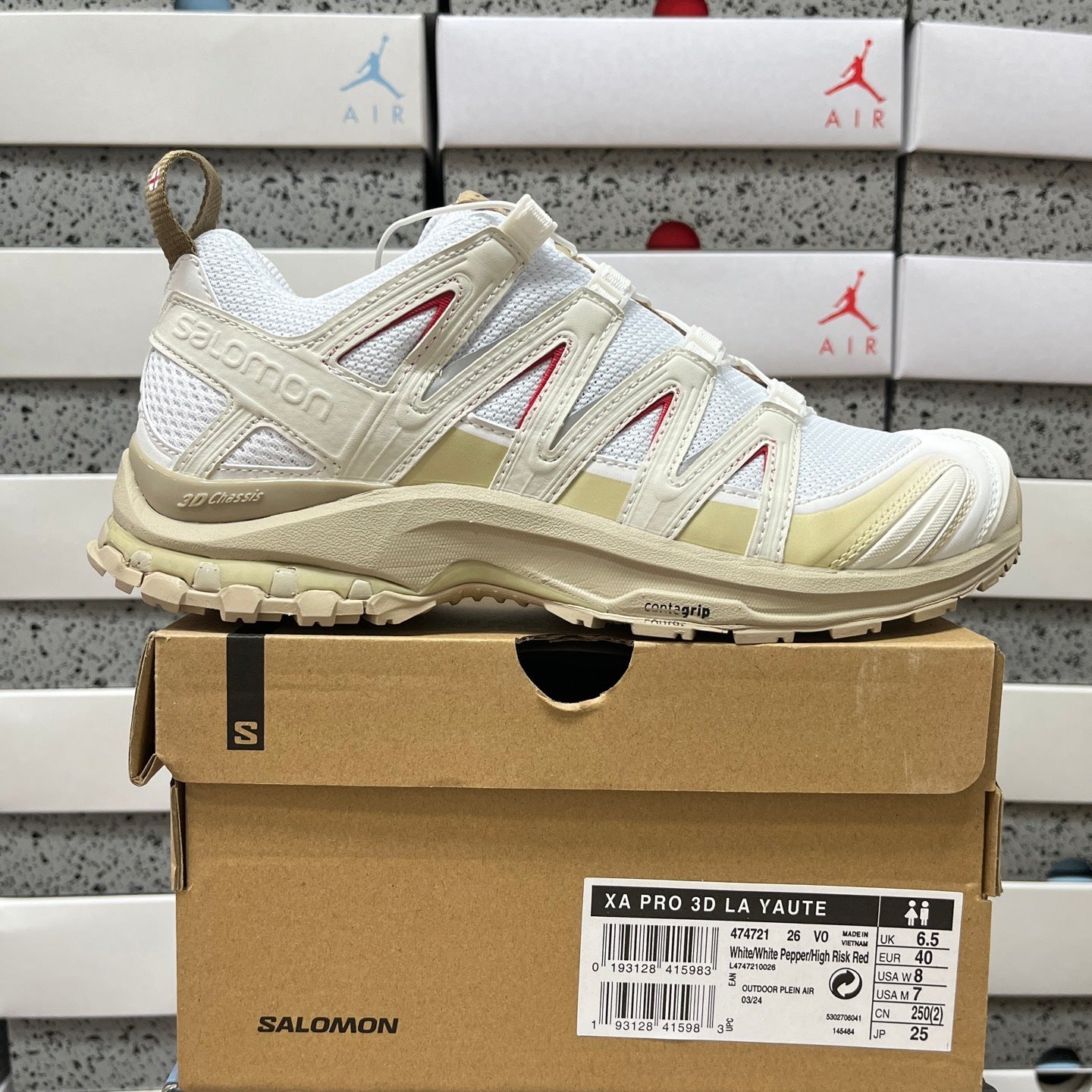 SALOMON-XA Pro 3D La Yaute 'White Pepper High Risk Red'