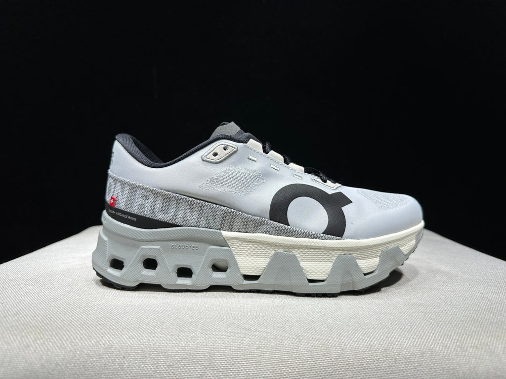 ON - Cloundmonster Hyper 'Glacier | Ivory'
