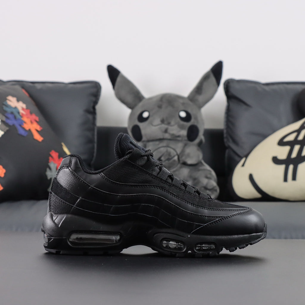 Nike Air Max 95 'Triple Black'