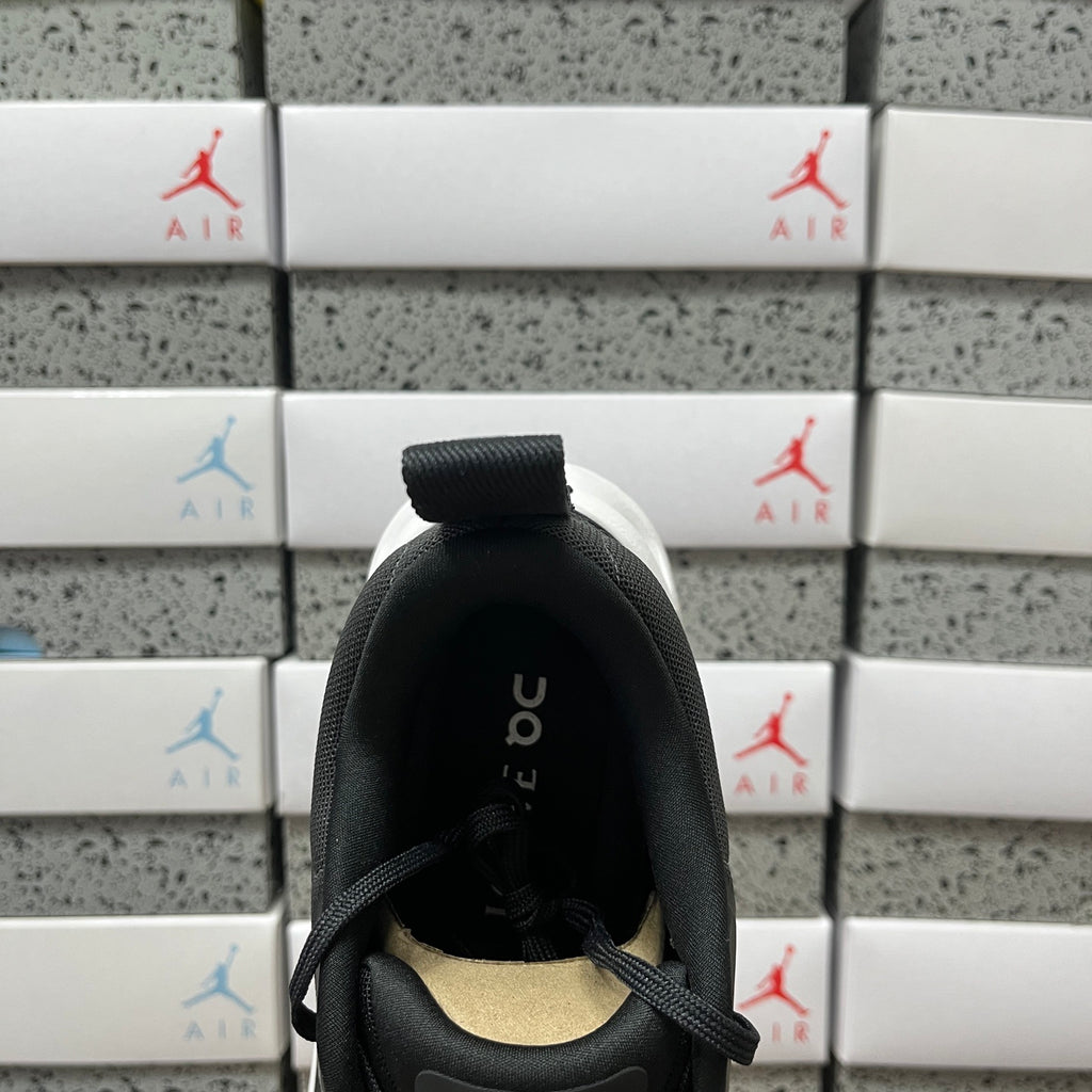 ON - Cloudtilt 2.0 x LOEWE 'Black'