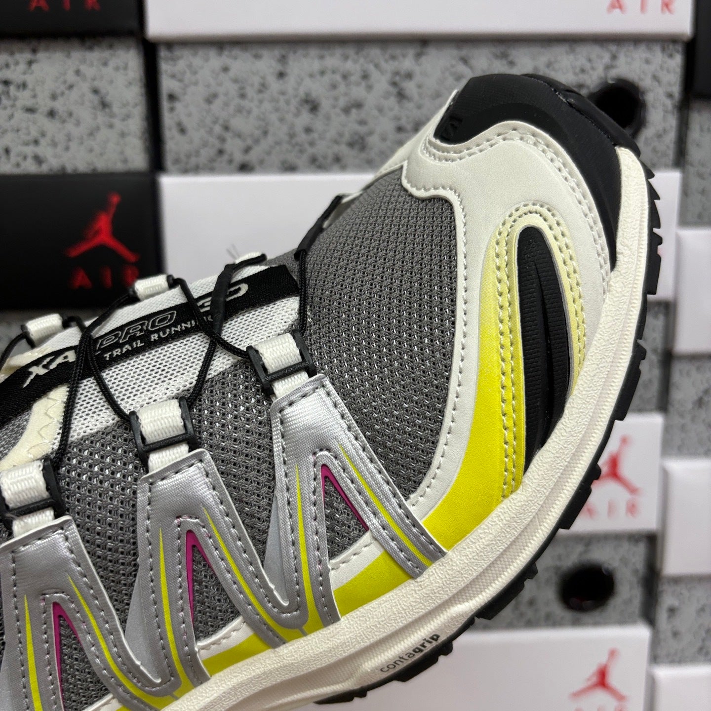 SALOMON-XA Pro 3D 'Sharkskin Sulphur Spring'
