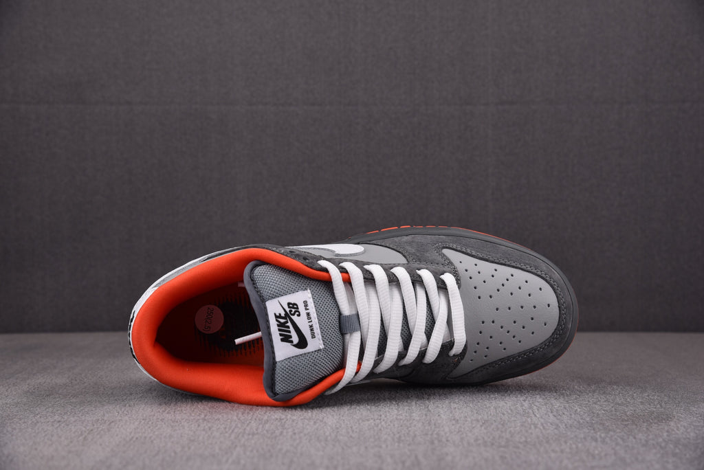 Nike SB Dunk  Low Staple NYC "Pigeon"