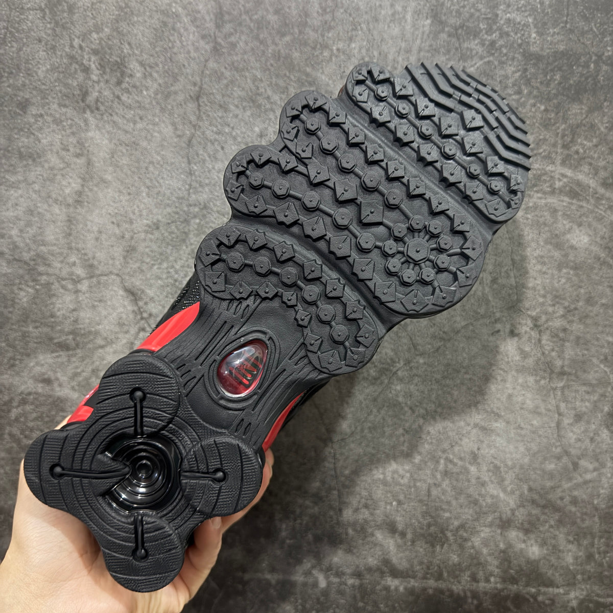 NIKE SHOX TLX Black University Red